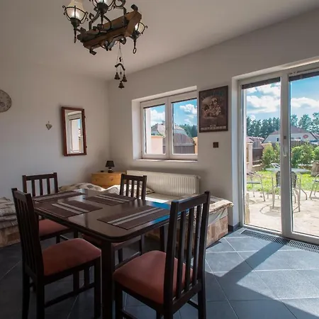 Svetluska Homestay *